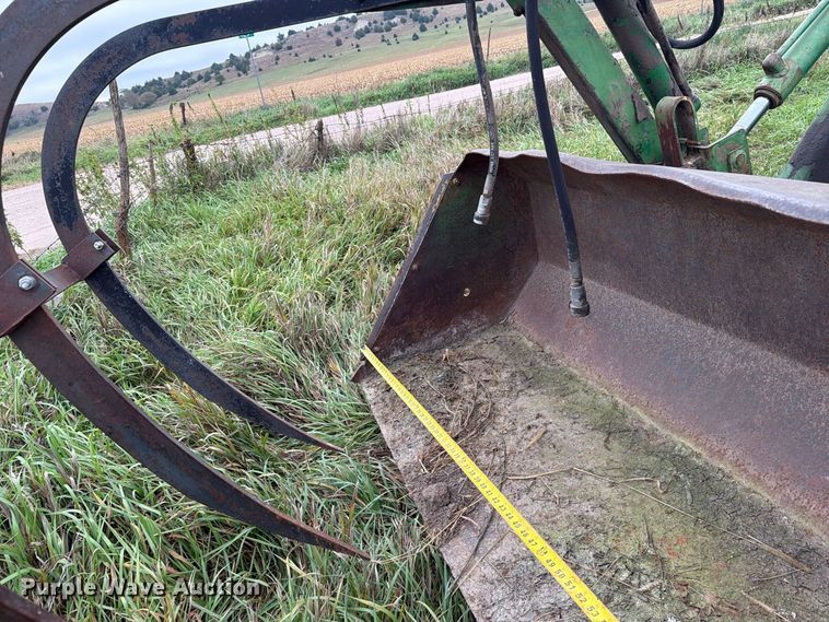 image for item EI7798 1985 John Deere 4450 tractor