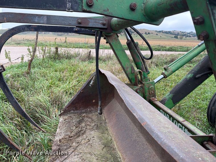 image for item EI7798 1985 John Deere 4450 tractor