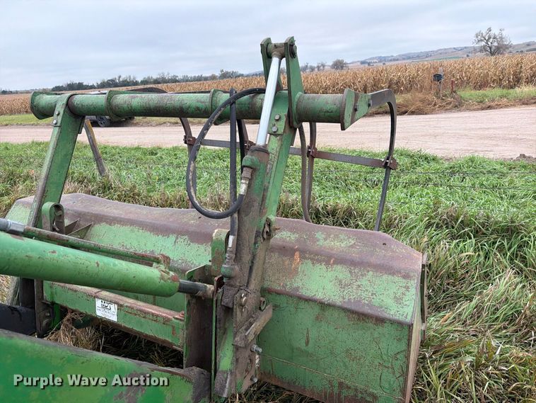 image for item EI7798 1985 John Deere 4450 tractor