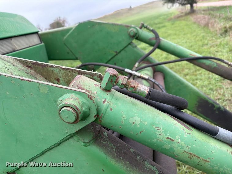 image for item EI7798 1985 John Deere 4450 tractor