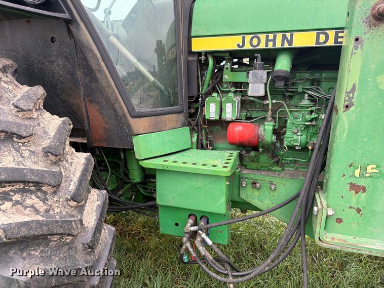 image for item EI7798 1985 John Deere 4450 tractor