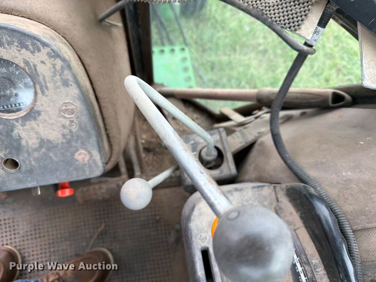 image for item EI7798 1985 John Deere 4450 tractor
