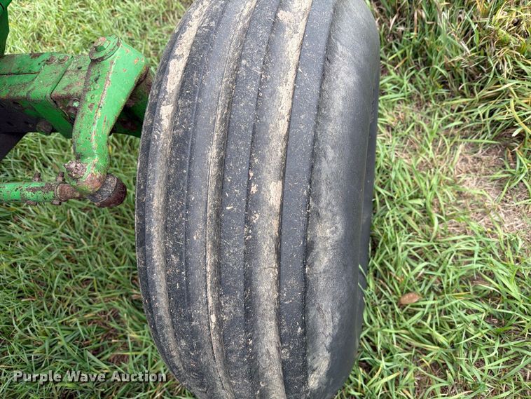 image for item EI7798 1985 John Deere 4450 tractor
