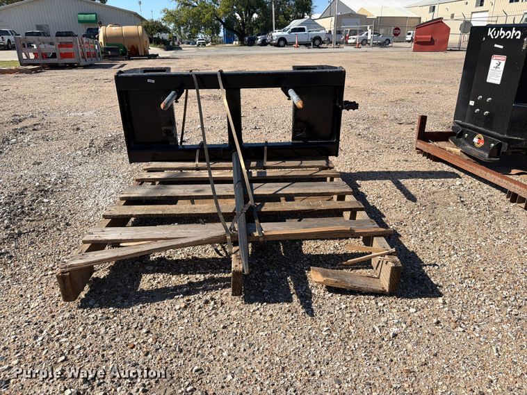 image for item EI7867 Land Pride BS10 skid steer bale spear