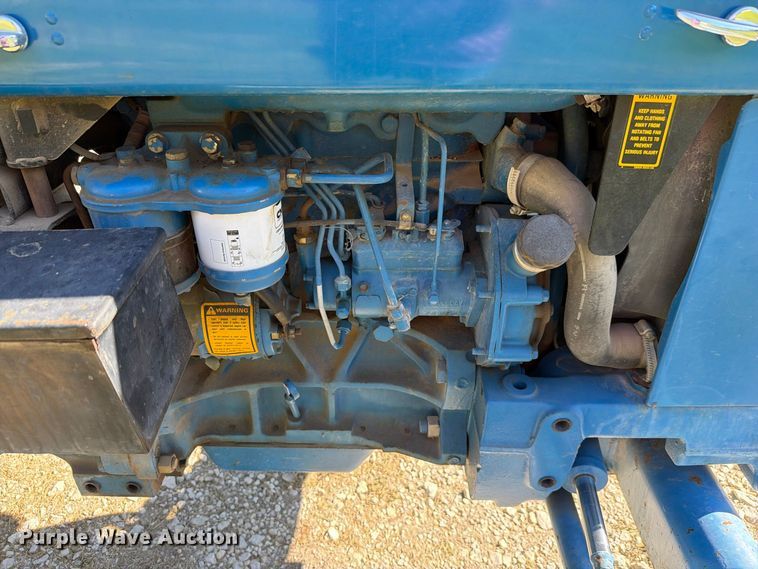 image for item EL0995 1993 Ford 3930 tractor