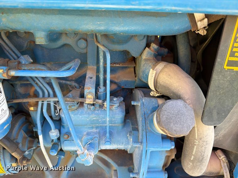 image for item EL0995 1993 Ford 3930 tractor