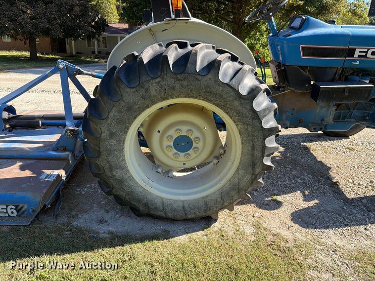image for item EL0995 1993 Ford 3930 tractor