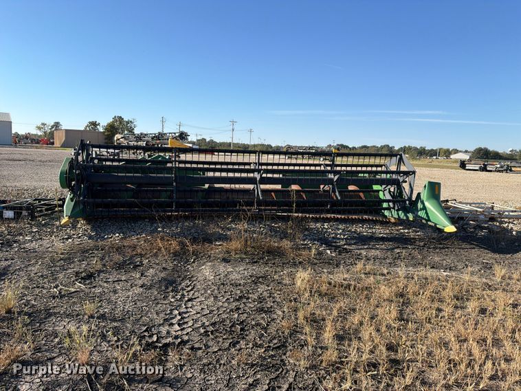 image for item EL1087 John Deere 920 flex head