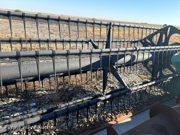 image for item EL1087 John Deere 920 flex head