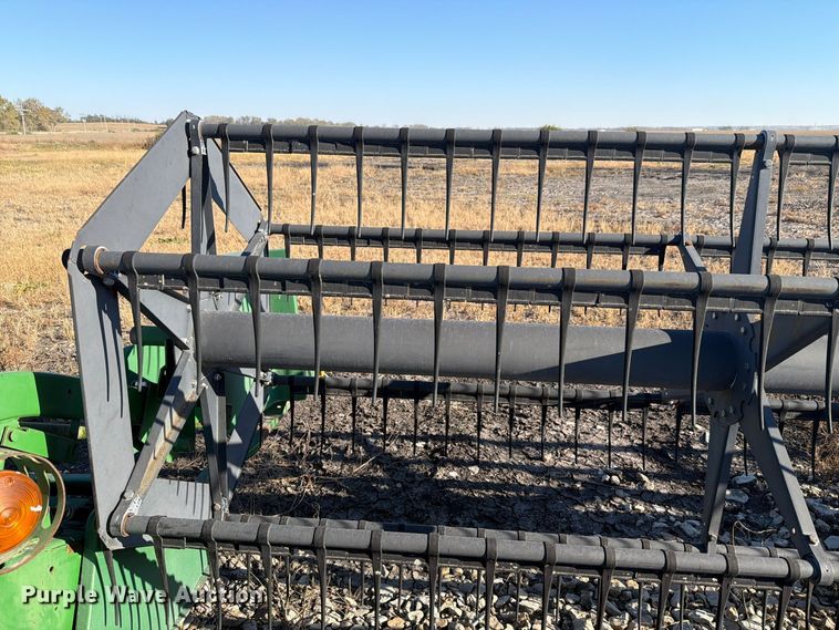 image for item EL1087 John Deere 920 flex head