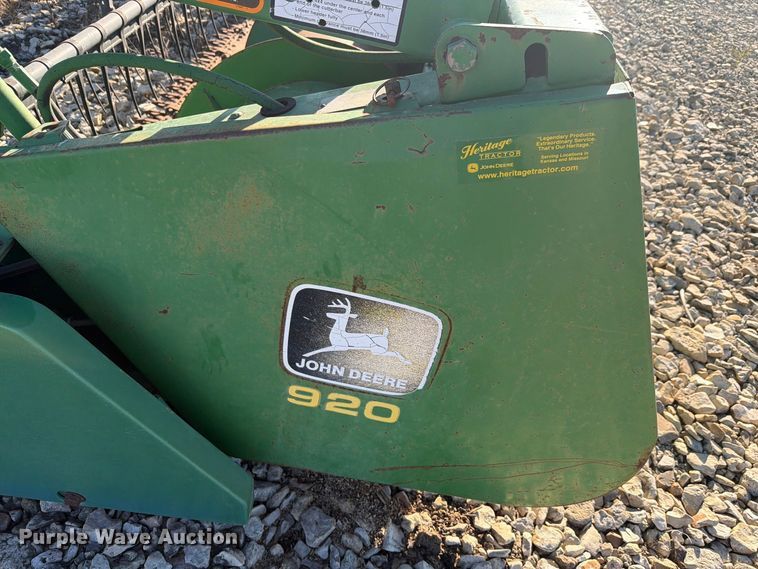 image for item EL1087 John Deere 920 flex head