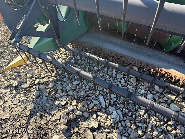image for item EL1087 John Deere 920 flex head