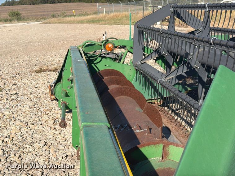 image for item EL1087 John Deere 920 flex head