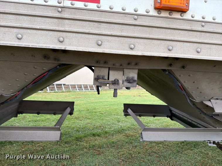 image for item EP7947 2014 Timpte Super Hopper grain trailer