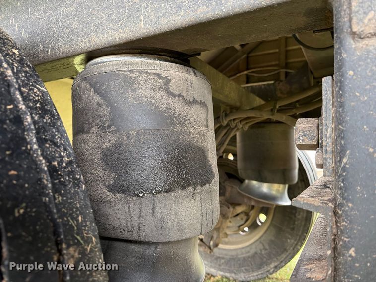 image for item EP7947 2014 Timpte Super Hopper grain trailer