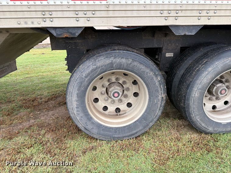 image for item EP7947 2014 Timpte Super Hopper grain trailer