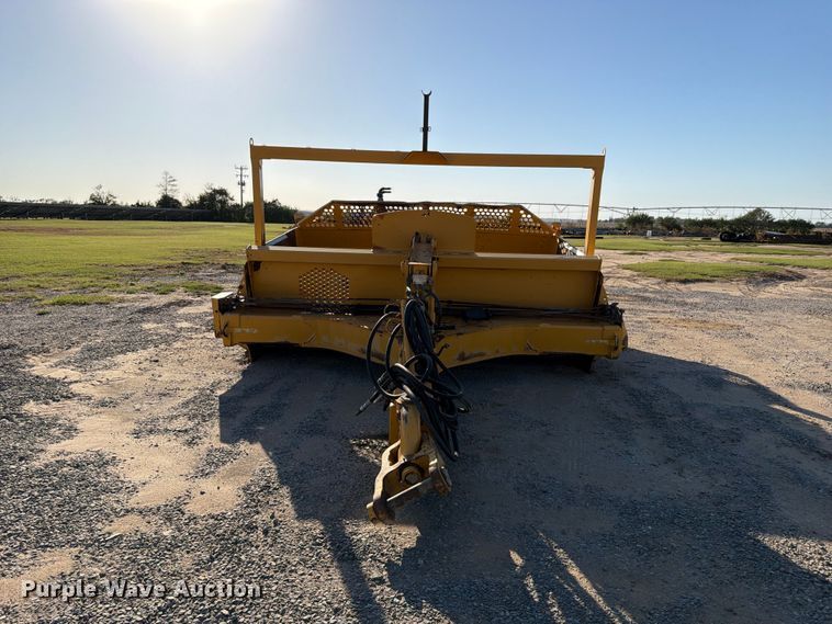 image for item ER3479 2014 John Deere 1812C scraper