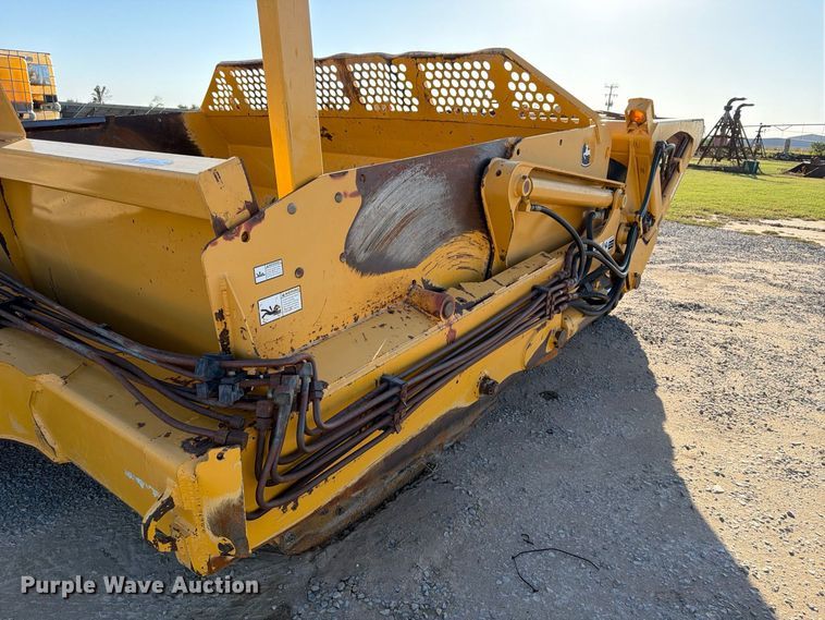 image for item ER3479 2014 John Deere 1812C scraper