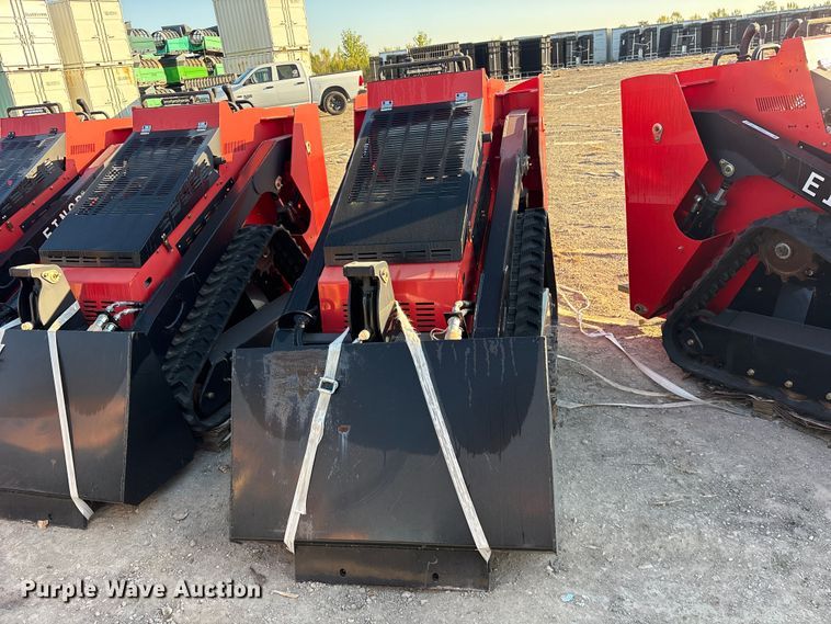 image for item ES8335 Erie SCL850 compact utility loader