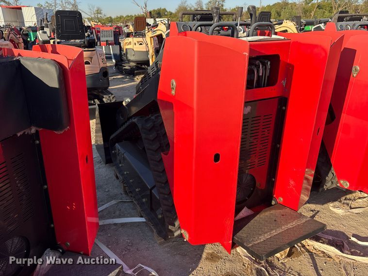 image for item ES8335 Erie SCL850 compact utility loader