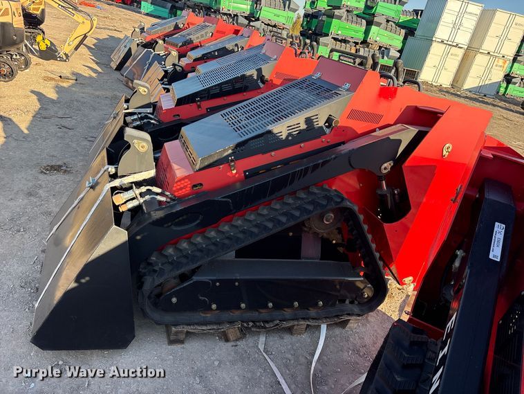 image for item ES8335 Erie SCL850 compact utility loader