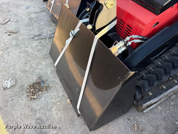 image for item ES8336 Erie SCL850 compact utility loader