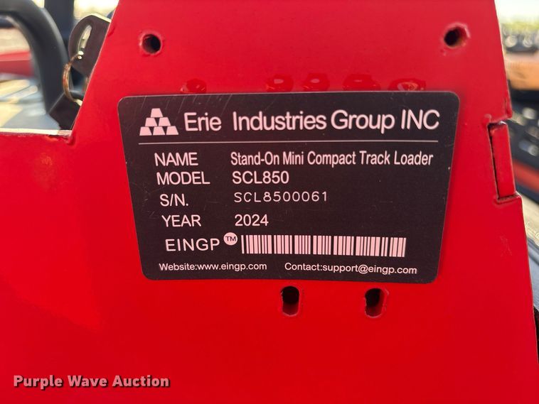 image for item ES8337 2024 Erie SCL850 compact utility loader