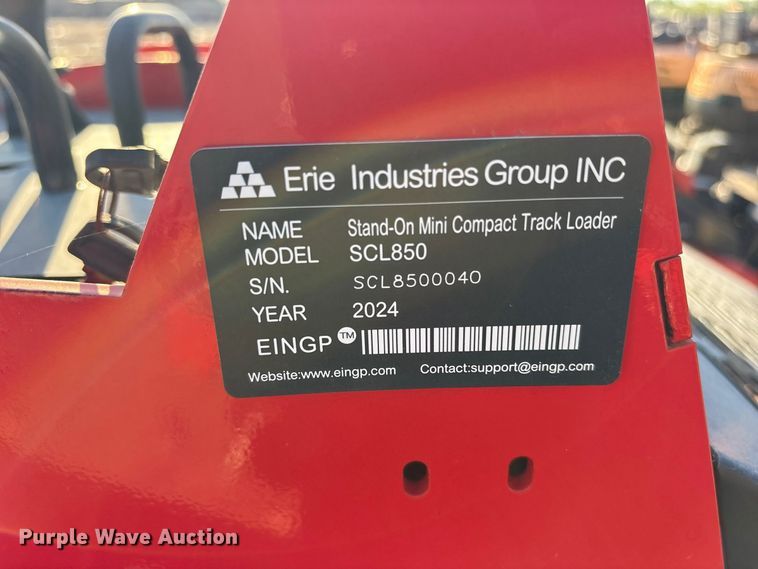 image for item ES8338 2024 Erie SCL850 compact utility loader