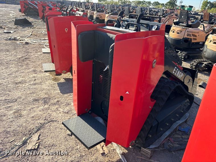 image for item ES8339 Erie SCL850 compact utility loader