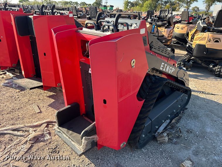 image for item ES8341 2024 Erie SCL850 compact utility loader