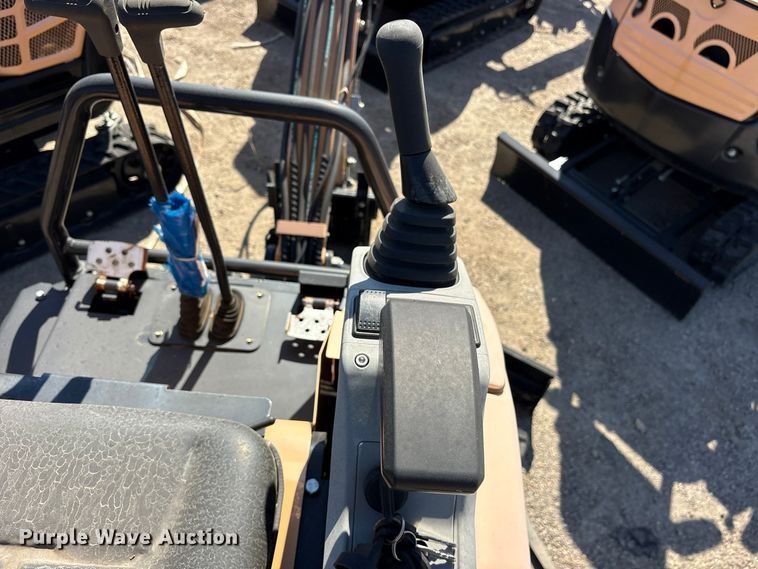 image for item ES8363 2024 Erie EM15 mini excavator