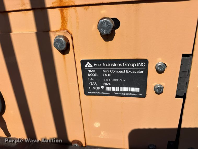 image for item ES8363 2024 Erie EM15 mini excavator