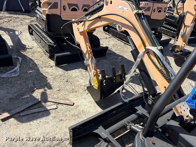 image for item ES8366 2024 Erie EM15 mini excavator