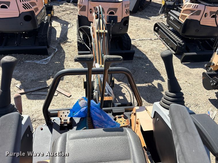 image for item ES8366 2024 Erie EM15 mini excavator