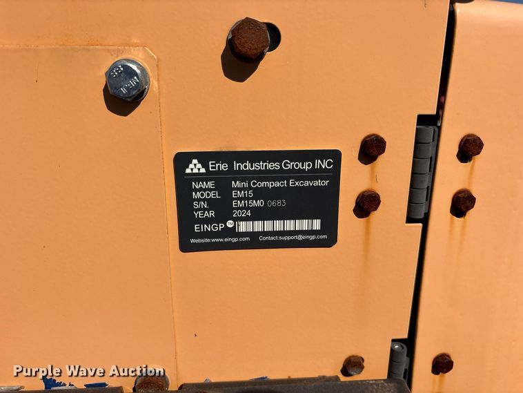 image for item ES8366 2024 Erie EM15 mini excavator
