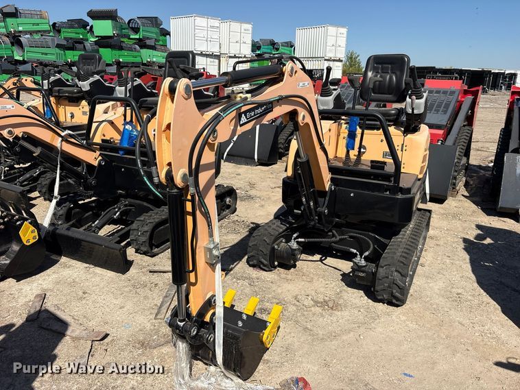 image for item ES8367 2024 Erie EM15 mini excavator