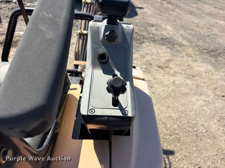 image for item ES8398 2024 Erie EM15 mini excavator