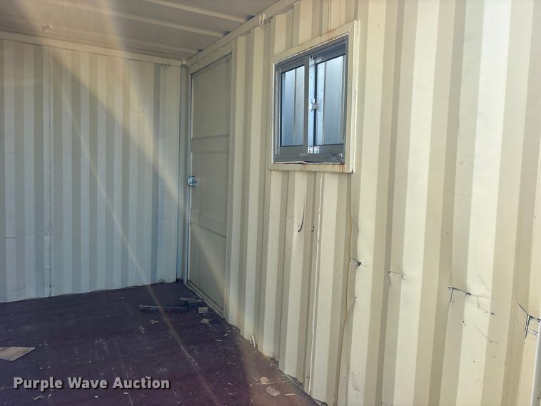 image for item ES8427 Shipping container
