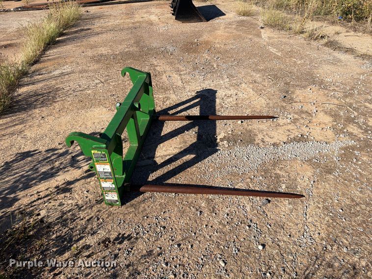 image for item EW7546 2016 John Deere 6155R MFWD tractor
