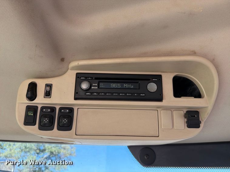 image for item EW7546 2016 John Deere 6155R MFWD tractor