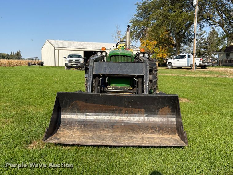 image for item EX1049 1972 John Deere 4000 tractor