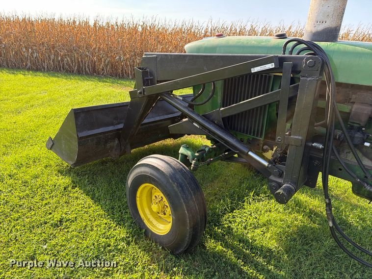 image for item EX1049 1972 John Deere 4000 tractor