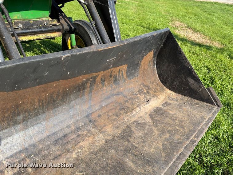 image for item EX1049 1972 John Deere 4000 tractor