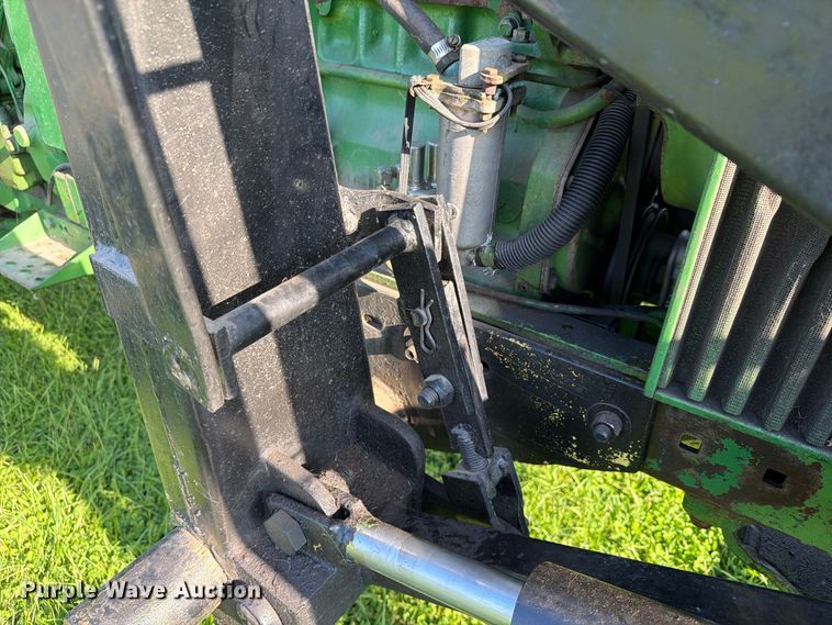 image for item EX1049 1972 John Deere 4000 tractor