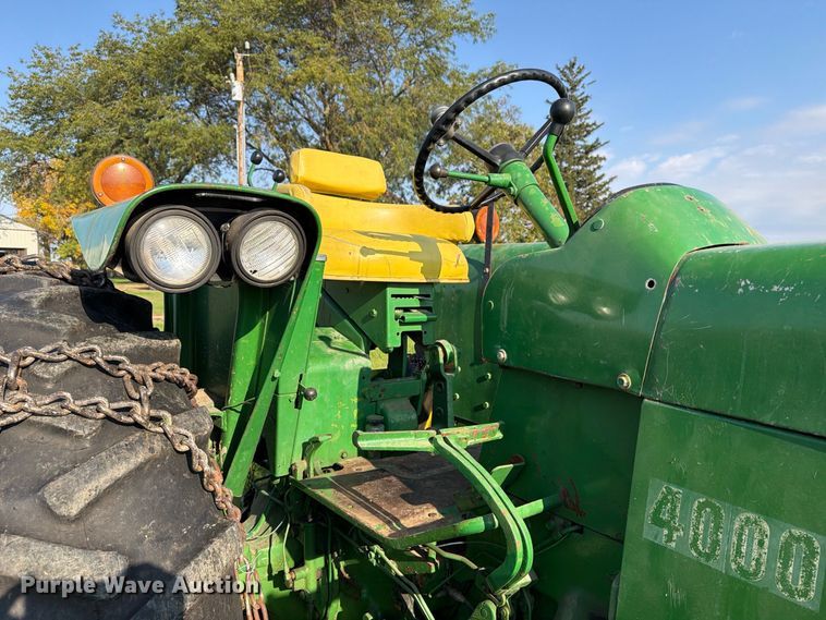 image for item EX1049 1972 John Deere 4000 tractor