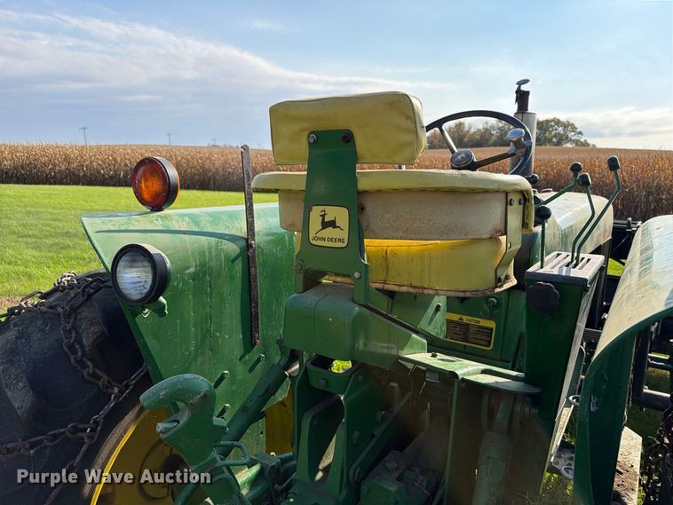 image for item EX1049 1972 John Deere 4000 tractor