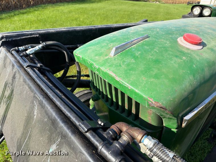 image for item EX1049 1972 John Deere 4000 tractor