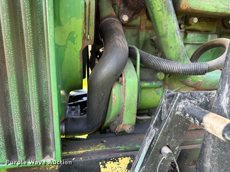 image for item EX1049 1972 John Deere 4000 tractor