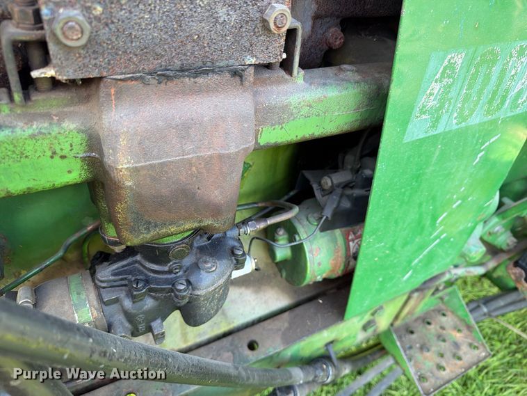 image for item EX1049 1972 John Deere 4000 tractor