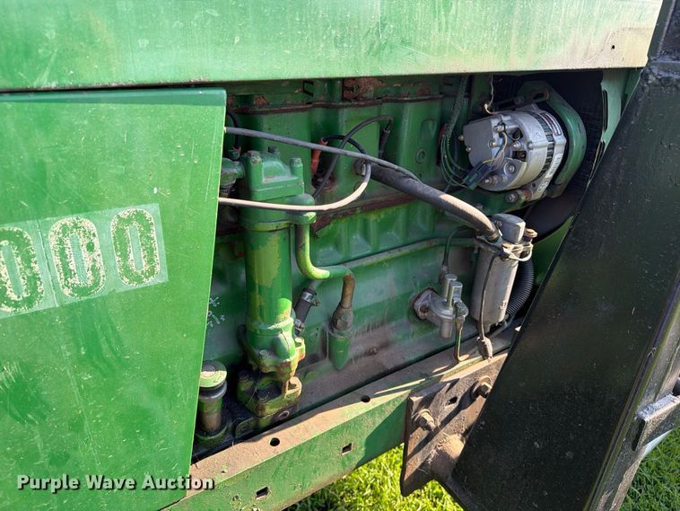 image for item EX1049 1972 John Deere 4000 tractor